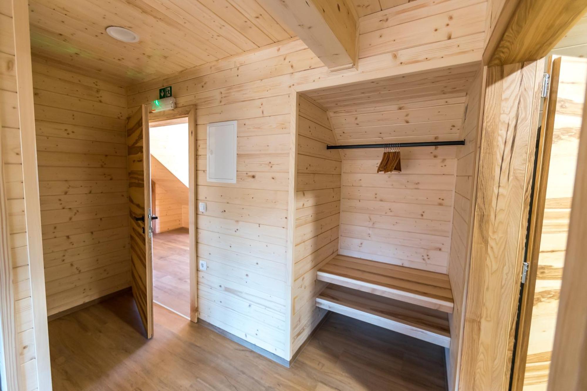 Apartmaji Na Kozolcu - Smogavc 茨热塞 外观 照片